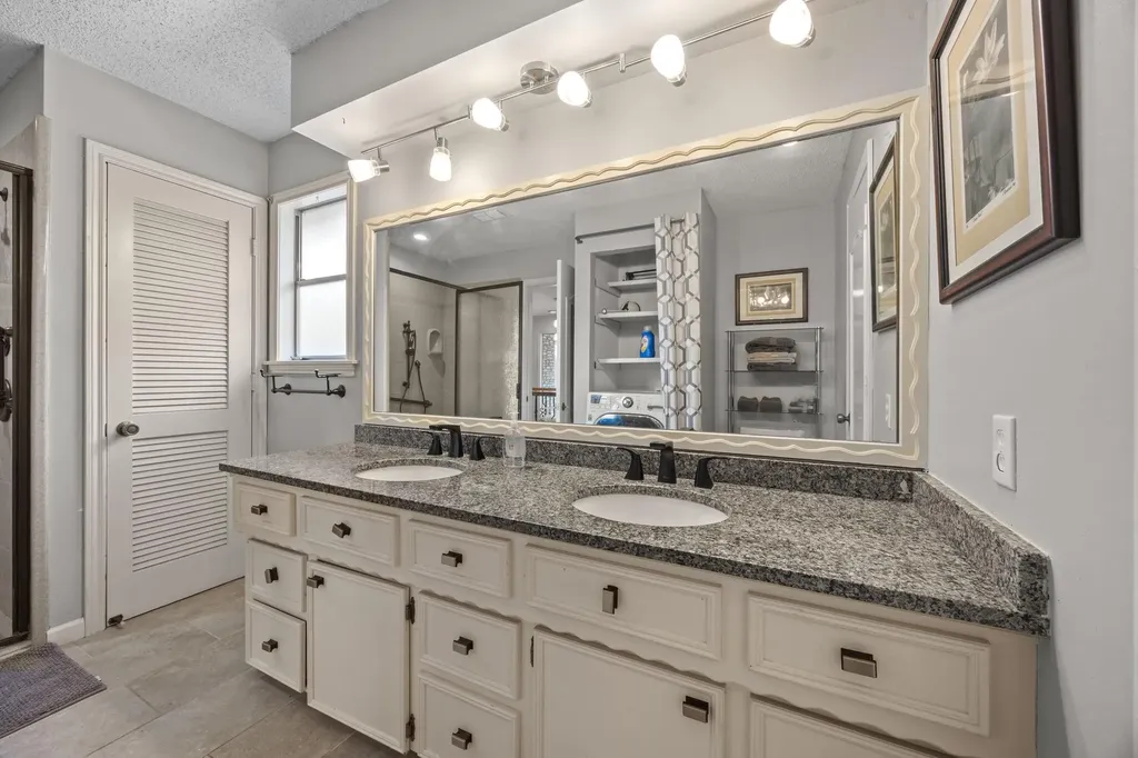 13207 Mansfield Drive Austin TX 78732
