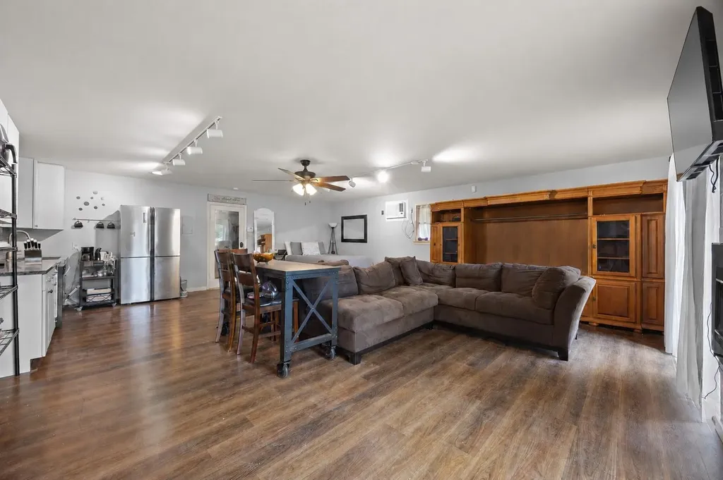 13207 Mansfield Drive Austin TX 78732