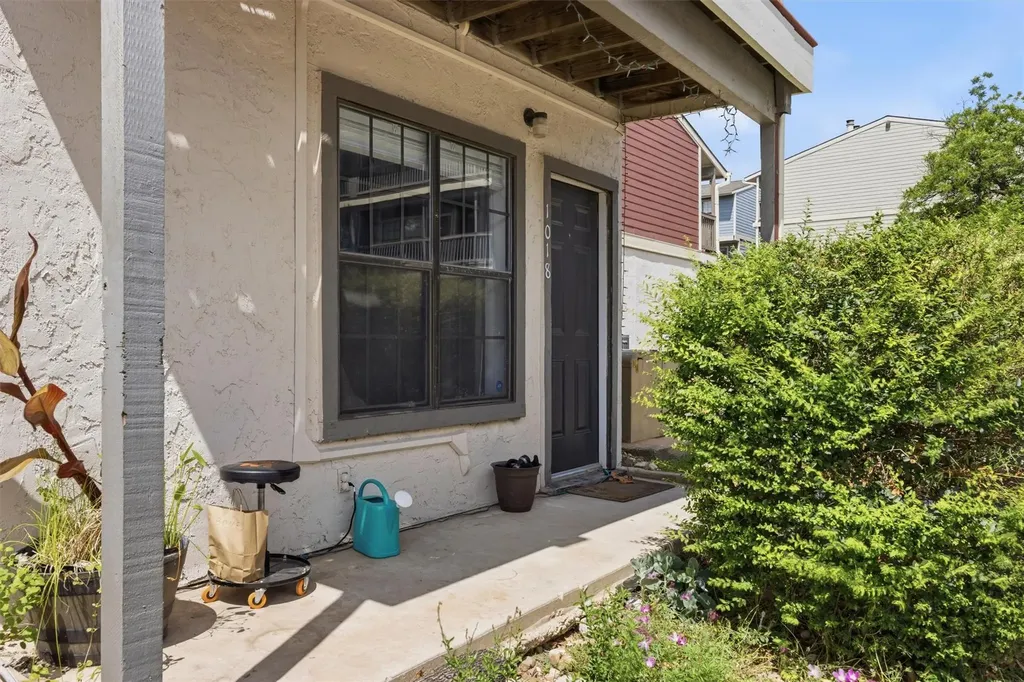 2215 Post Road Austin TX 78704