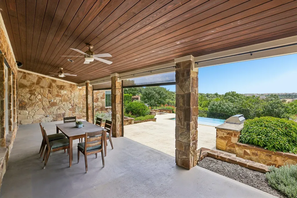1528 El Cielo Leander TX 78641