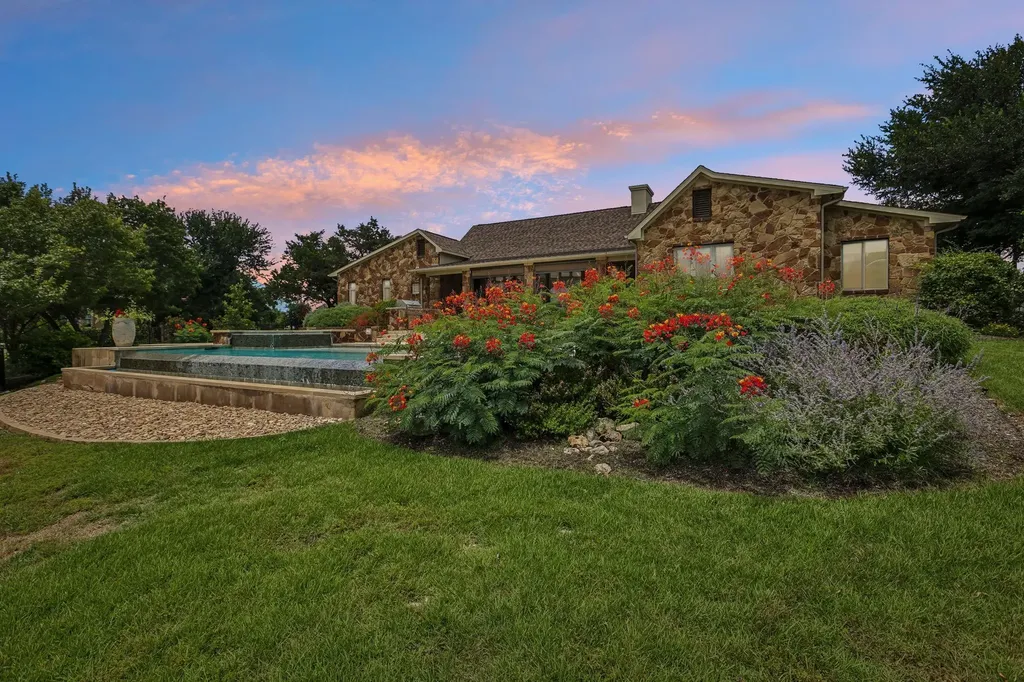 1528 El Cielo Leander TX 78641
