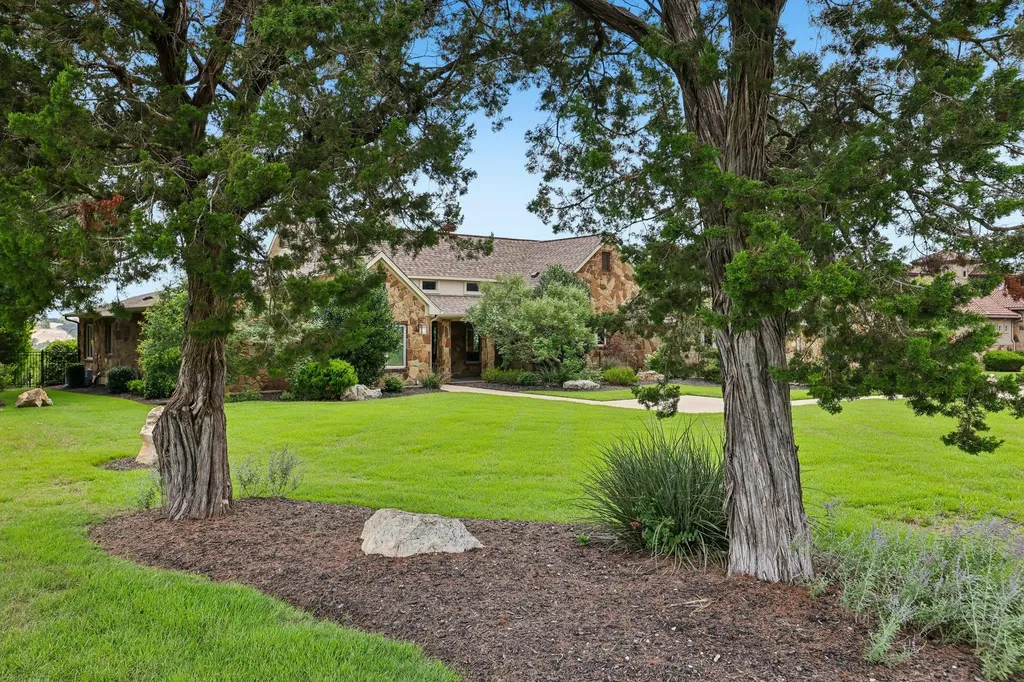 1528 El Cielo Leander TX 78641