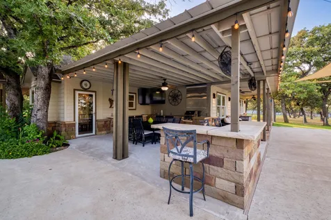 1474 County Road B Lexington TX 78947