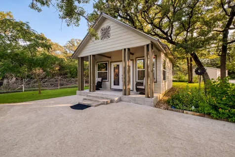 1474 County Road B Lexington TX 78947