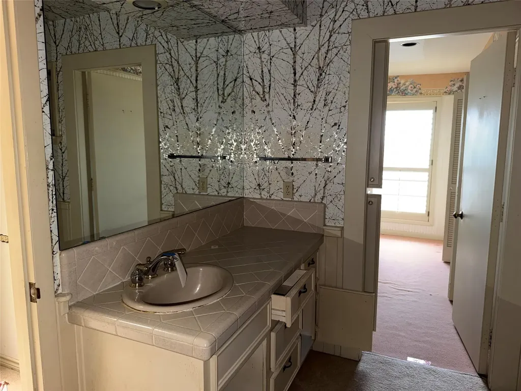 808 Ox Bow Horseshoe Bay TX 78657