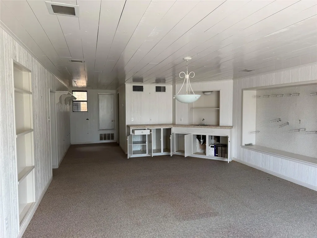 808 Ox Bow Horseshoe Bay TX 78657