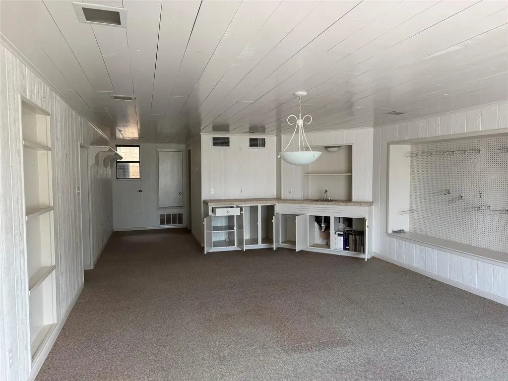 808 Ox Bow Horseshoe Bay TX 78657