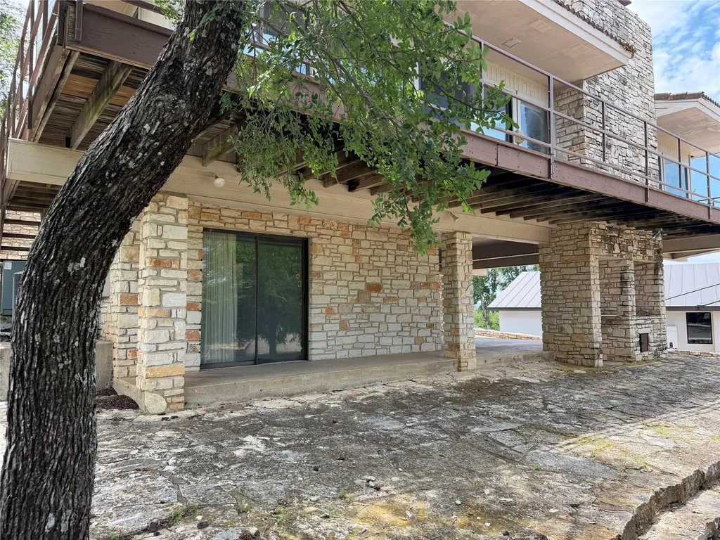 808 Ox Bow Horseshoe Bay TX 78657