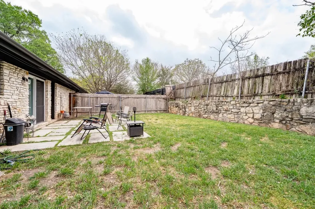 4407 Terrilance Drive Austin TX 78741