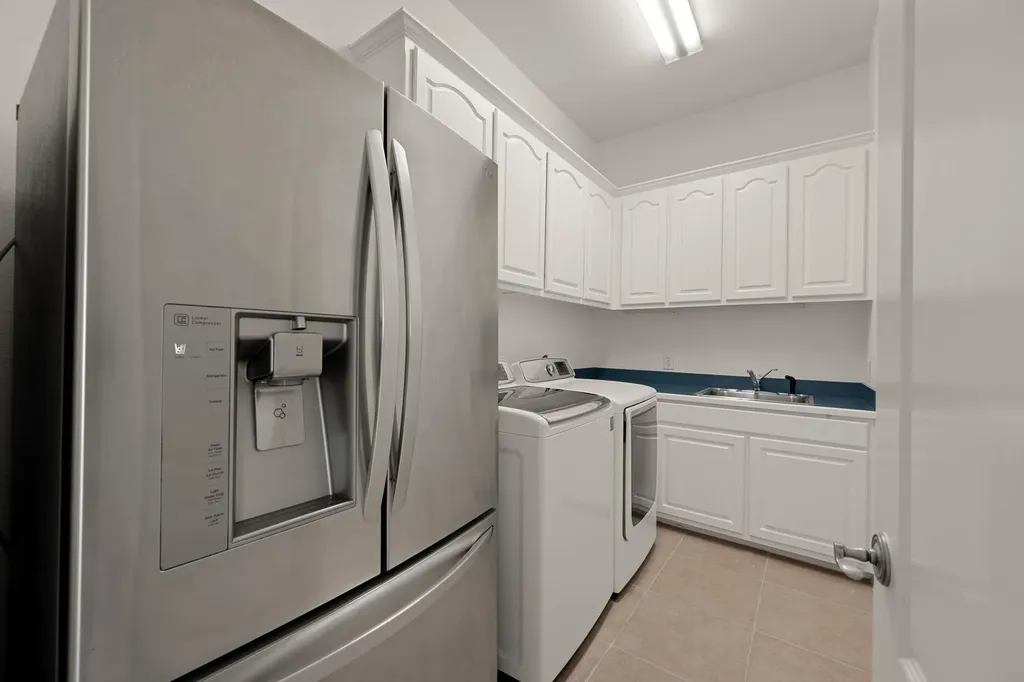 10105 Pickfair Drive Austin TX 78750