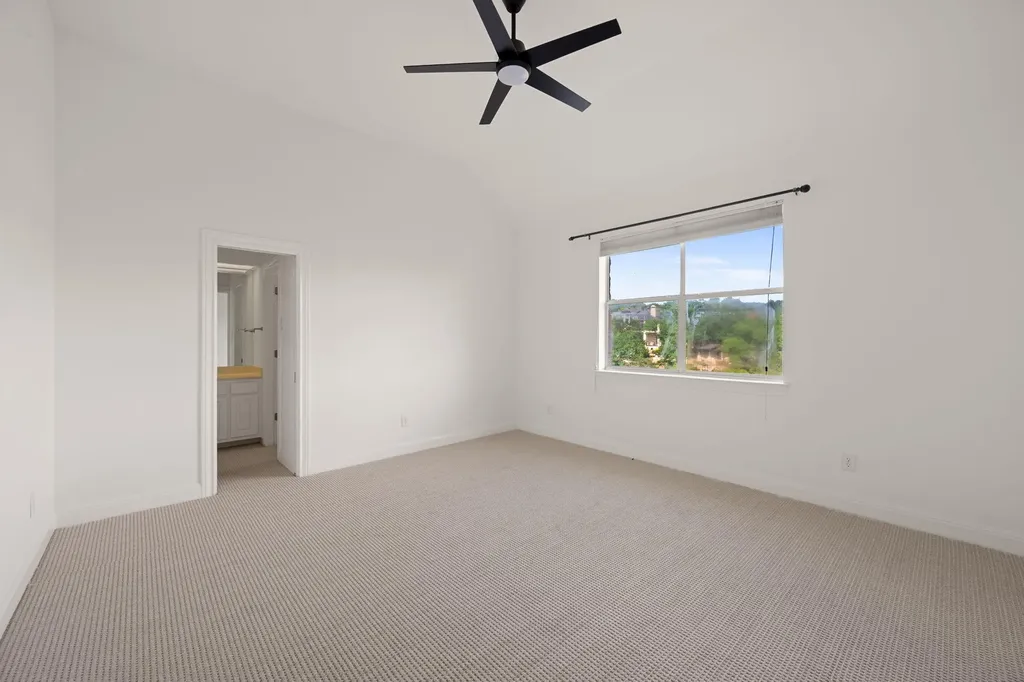 10105 Pickfair Drive Austin TX 78750