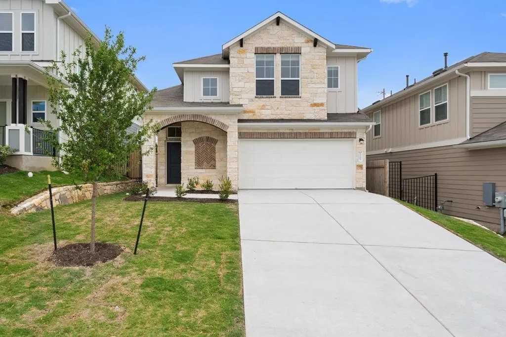 1504 Corsac Way Austin TX 78758