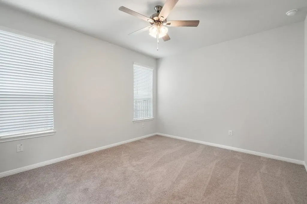1504 Corsac Way Austin TX 78758