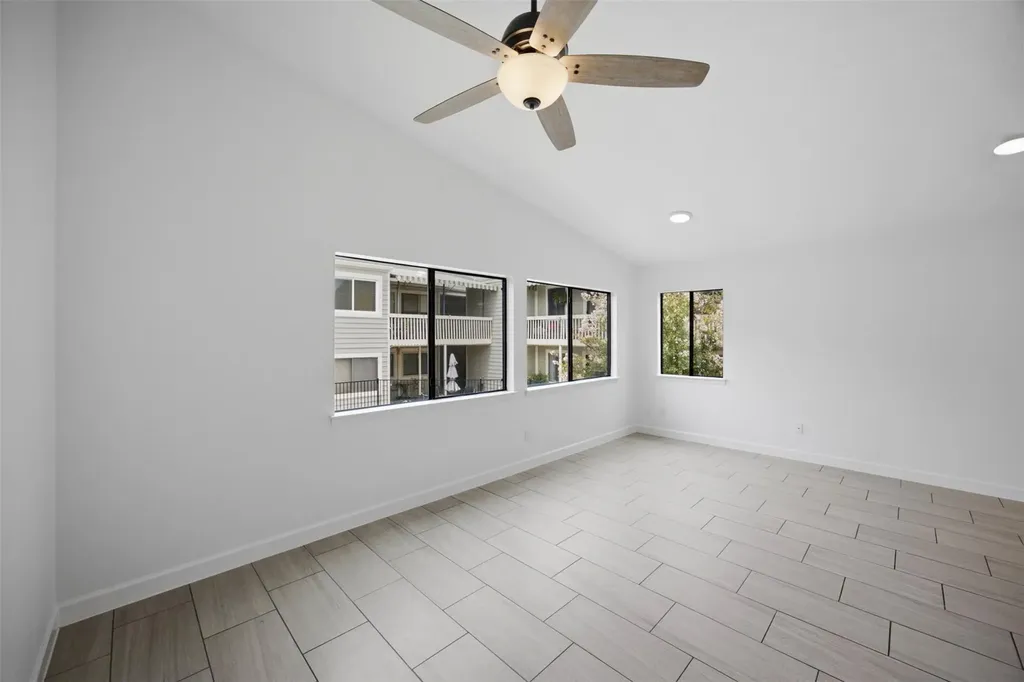 5801 Thunderbird Street Lago Vista TX 78645