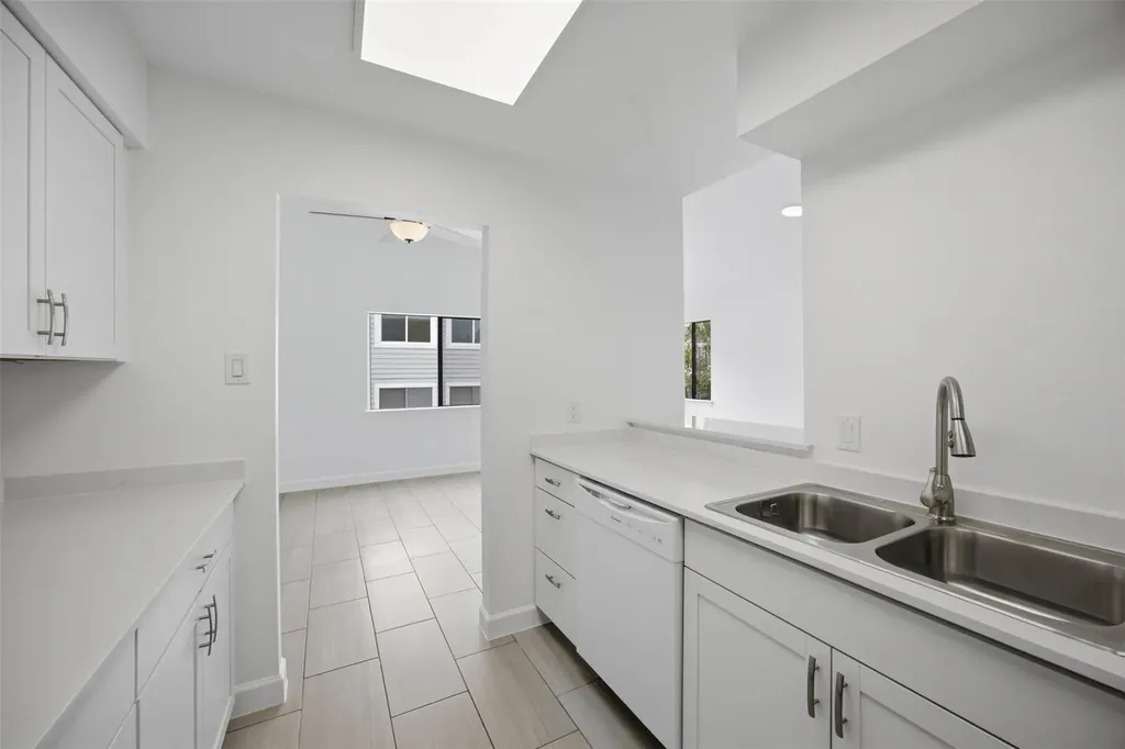 5801 Thunderbird Street Lago Vista TX 78645