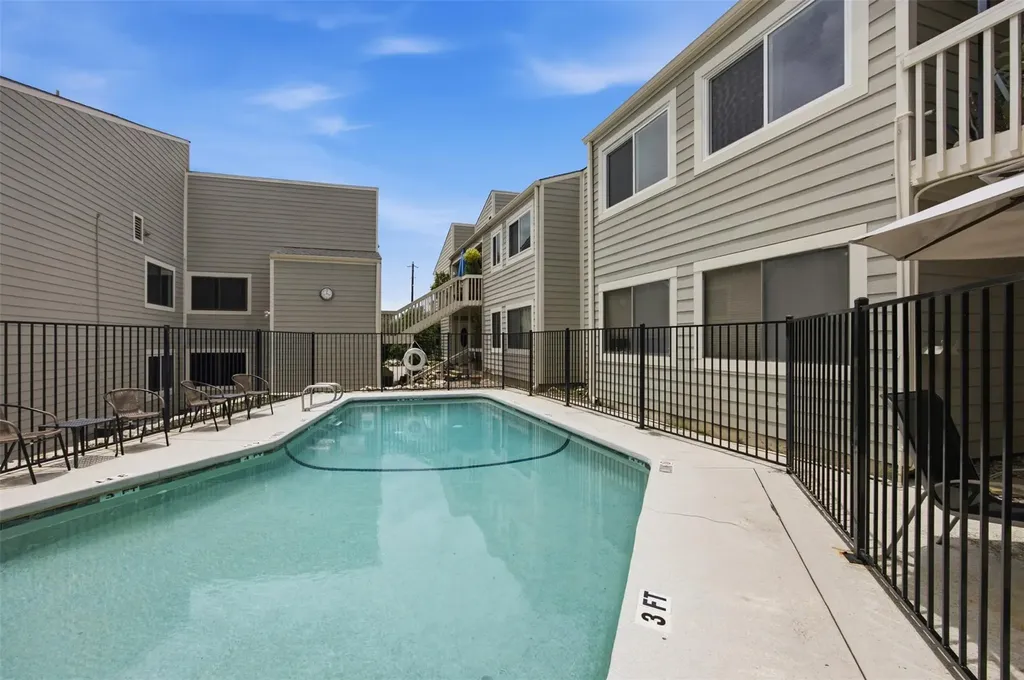 5801 Thunderbird Street Lago Vista TX 78645
