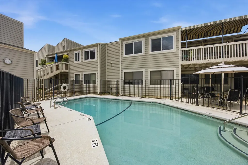 5801 Thunderbird Street Lago Vista TX 78645