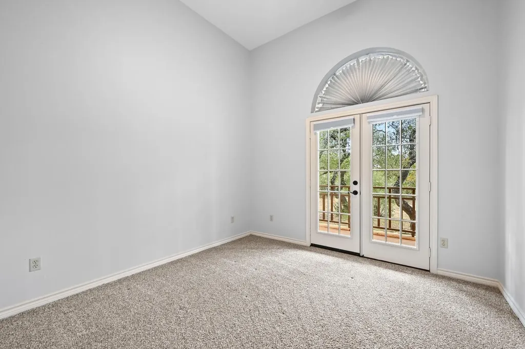 140 Barton Ranch Circle Dripping Springs TX 78620