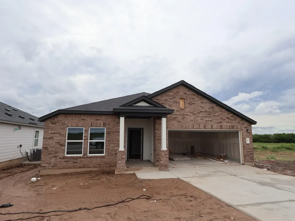 12300 Setting Peak Lane Buda TX 78610