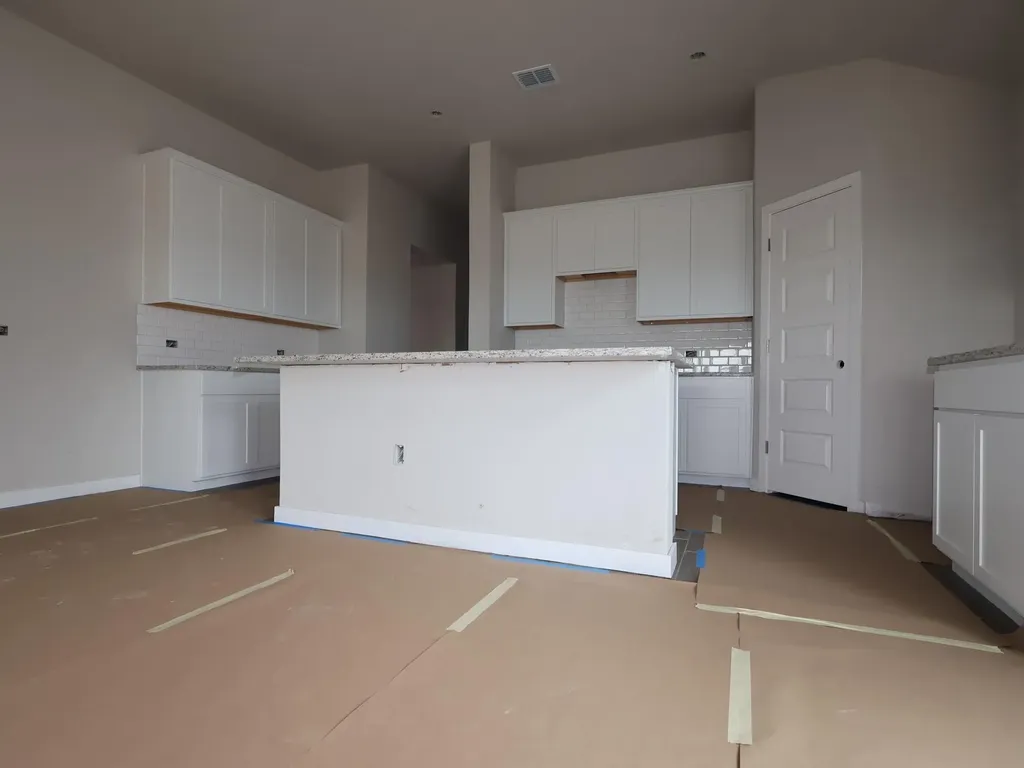 12300 Setting Peak Lane Buda TX 78610