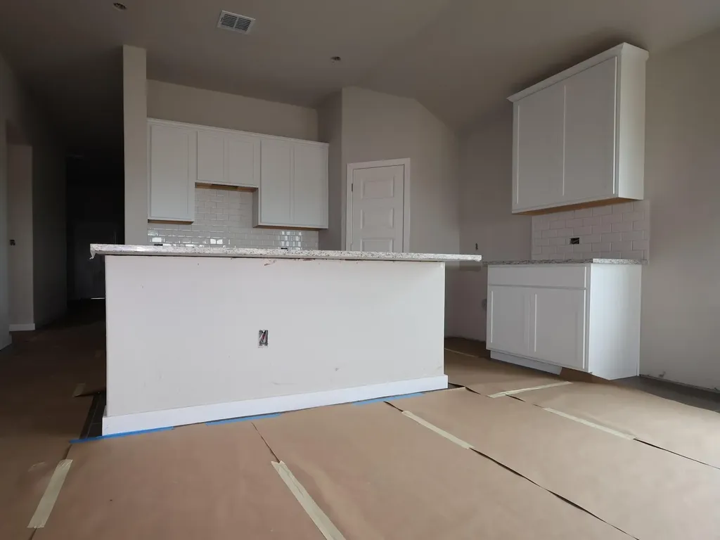 12300 Setting Peak Lane Buda TX 78610