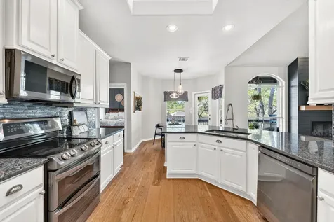 137 Ridgewood Cove Georgetown TX 78633