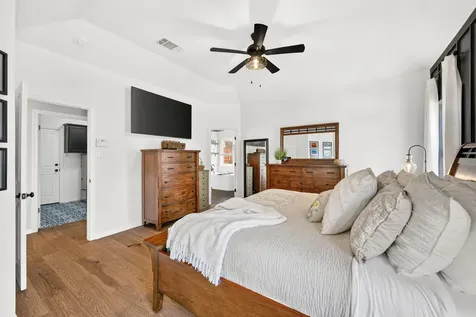 137 Ridgewood Cove Georgetown TX 78633