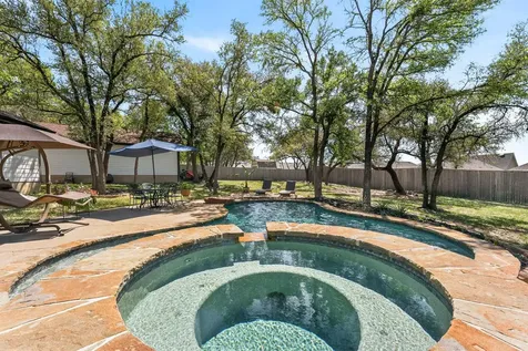 137 Ridgewood Cove Georgetown TX 78633