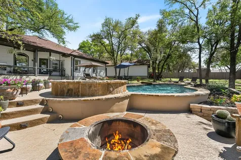 137 Ridgewood Cove Georgetown TX 78633