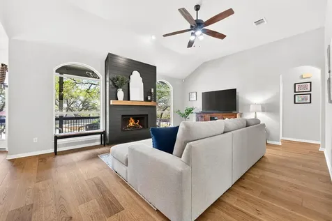 137 Ridgewood Cove Georgetown TX 78633