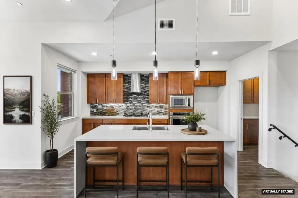 8110 Ranch Road 2222 Road Austin TX 78730