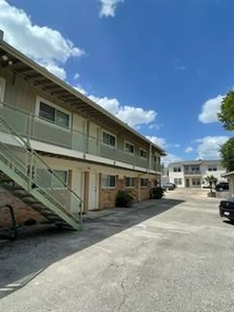 304 E 33rd Street Austin TX 78705