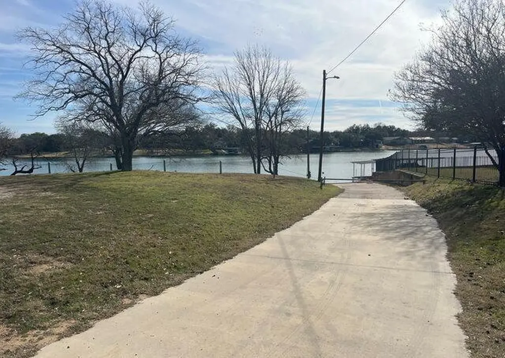 1645 Cree Trail Kingsland TX 78639