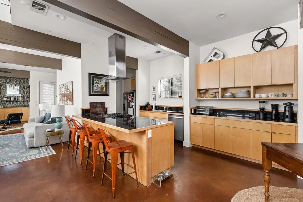 1708 Harvey Street Austin TX 78702
