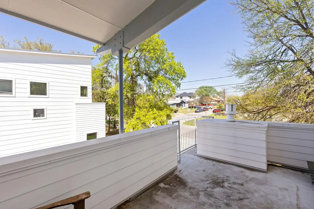 1708 Harvey Street Austin TX 78702