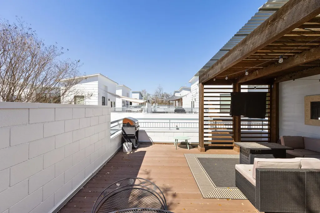 1708 Harvey Street Austin TX 78702