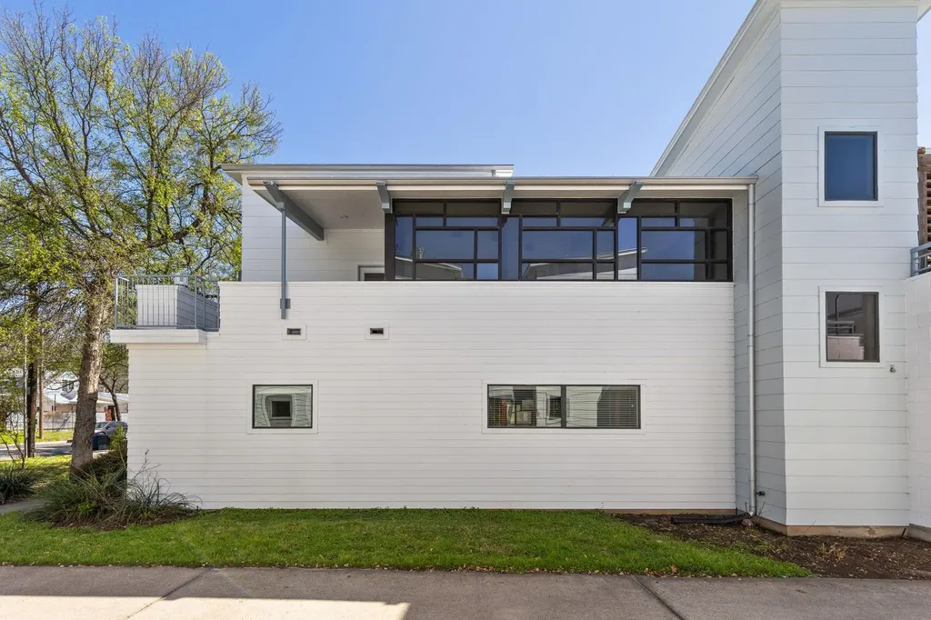 1708 Harvey Street Austin TX 78702