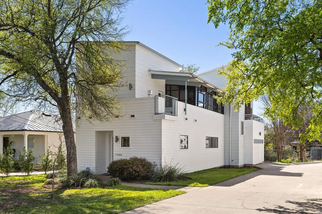 1708 Harvey Street Austin TX 78702