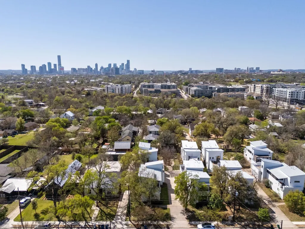 1708 Harvey Street Austin TX 78702