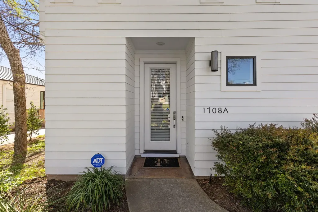 1708 Harvey Street Austin TX 78702