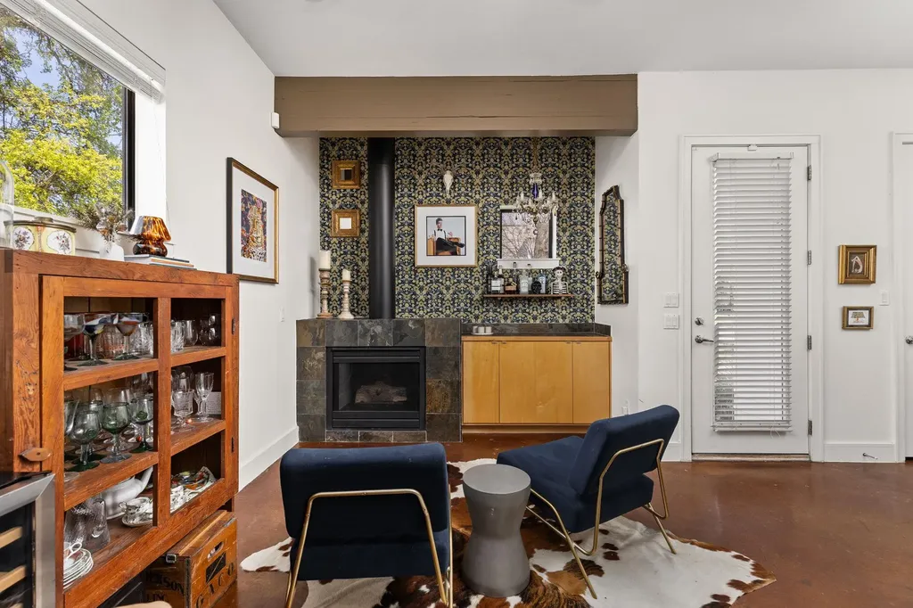 1708 Harvey Street Austin TX 78702