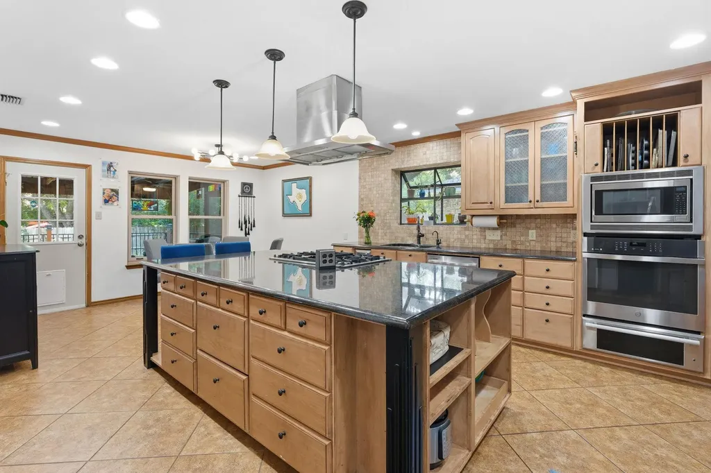 307 S Ridge Circle Georgetown TX 78628