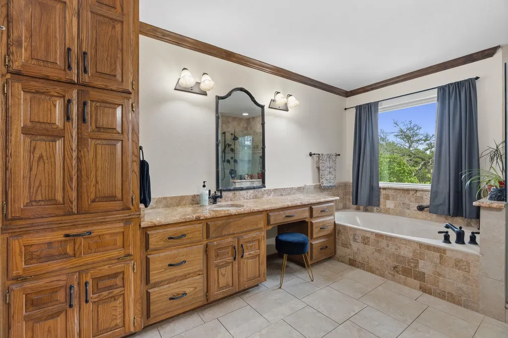307 S Ridge Circle Georgetown TX 78628