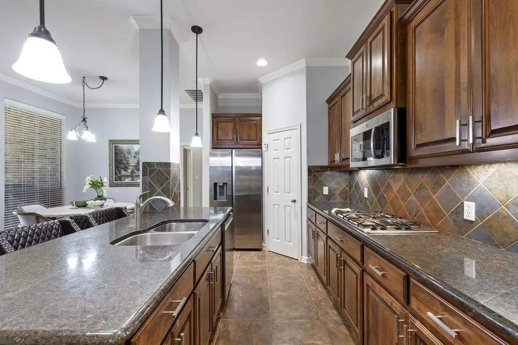 2006 Westvalley Place Round Rock TX 78665