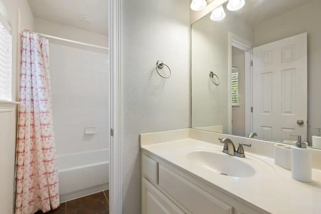 2006 Westvalley Place Round Rock TX 78665