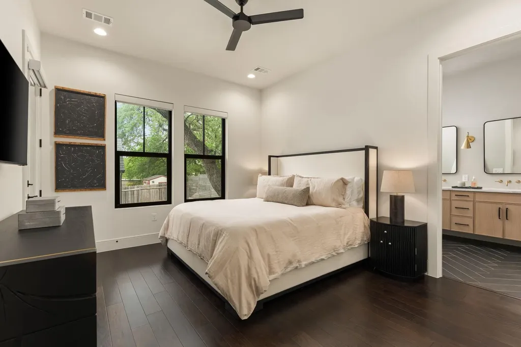 212 Fletcher Street Austin TX 78704