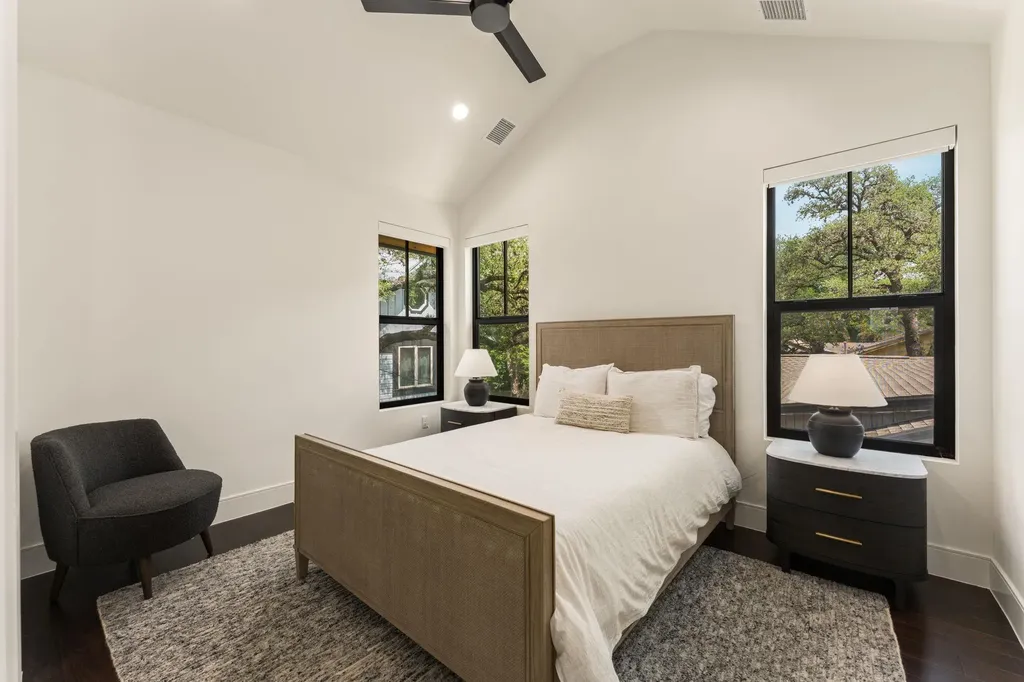 212 Fletcher Street Austin TX 78704