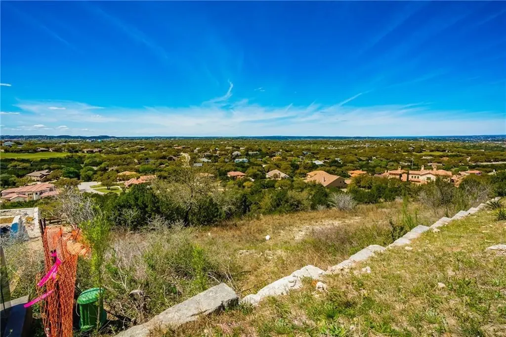 106 Piazza Vetta Drive Austin TX 78734