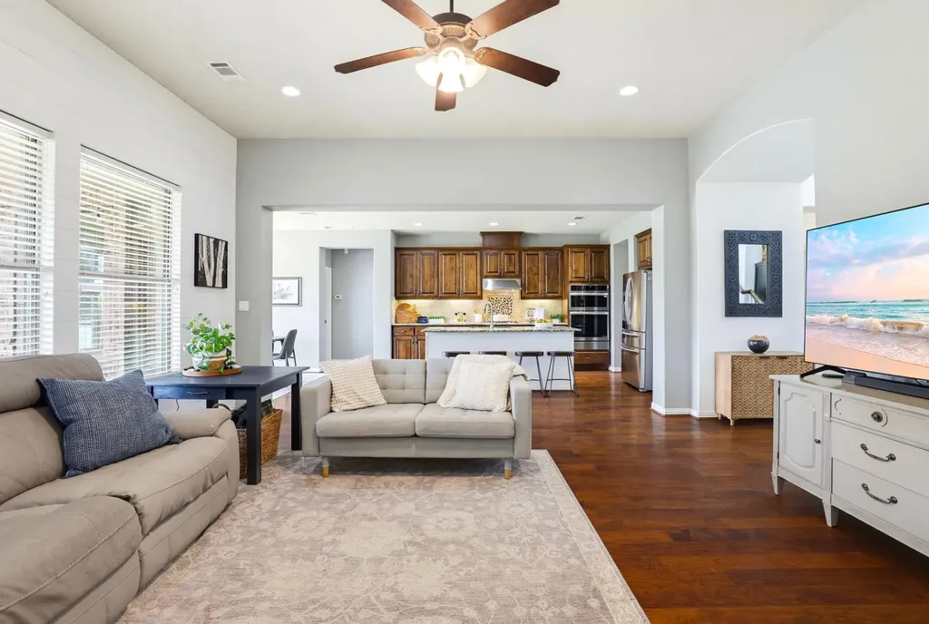 276 Merion Drive Austin TX 78737