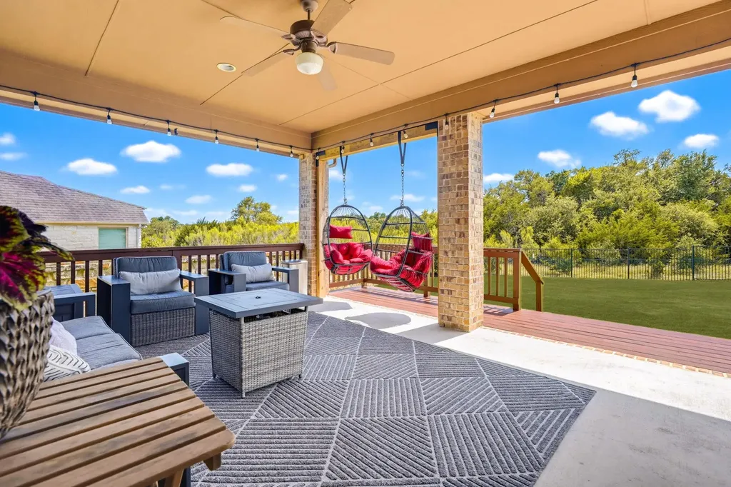 276 Merion Drive Austin TX 78737